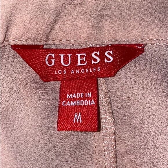 Guess V-Neck Button Down Blouse Size Medium - Picture 9 of 11